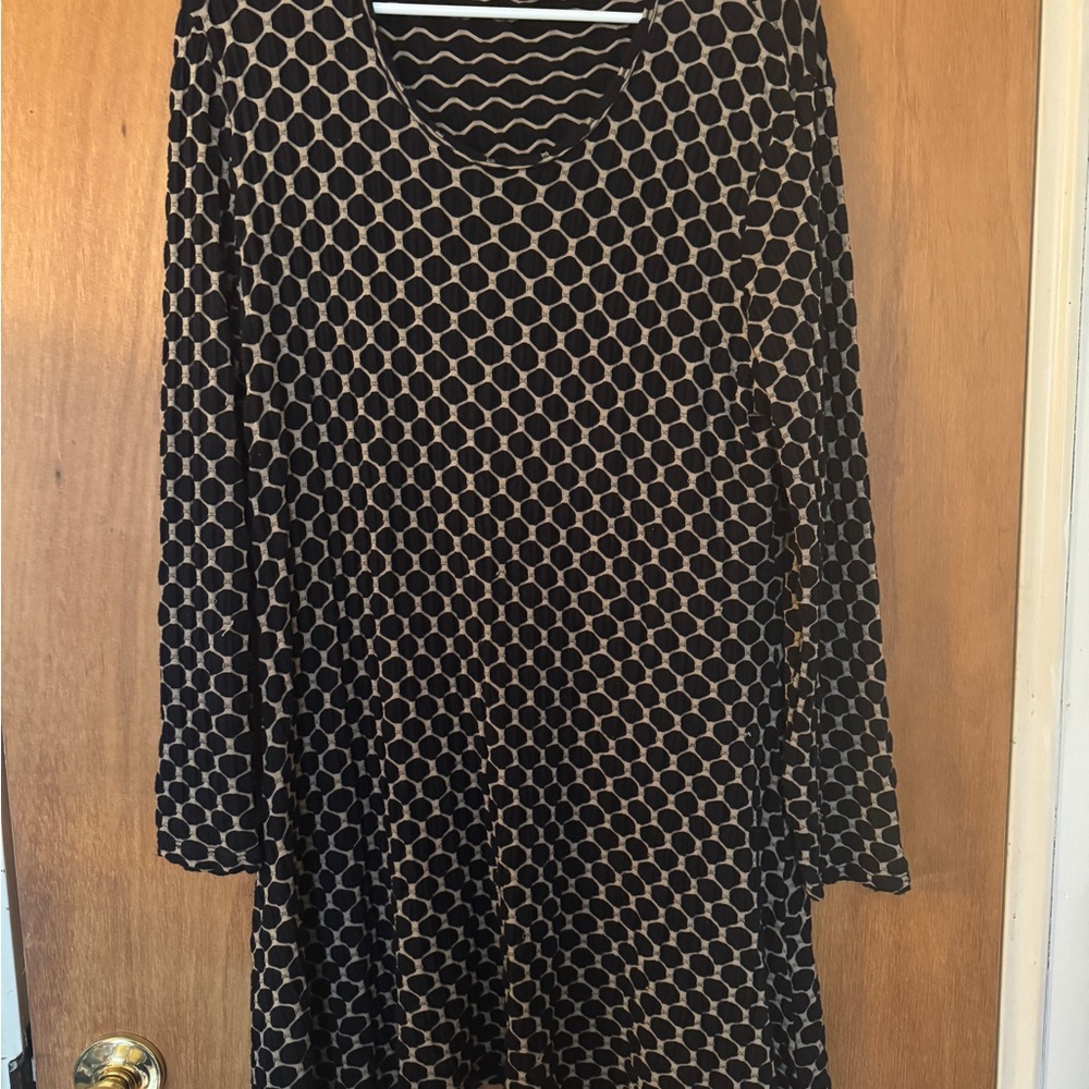Tianello Black and Cream Geometric Long Sleeve tunic style top/ dress